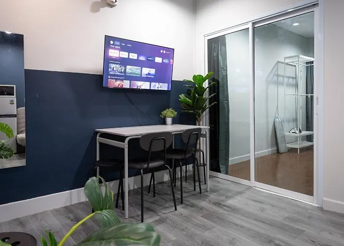 A3 Large Room, Full Facilities